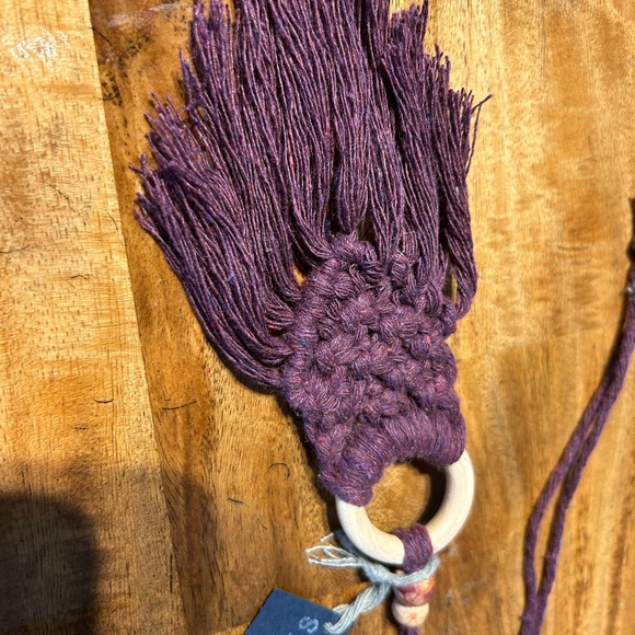 Macrame essential oil air diffuser - Picture 2 of 2